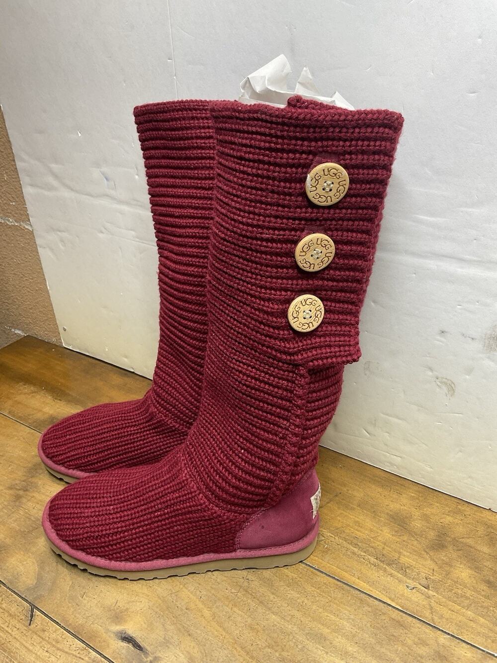 UGG Australia Classic Cardy 5819 Red Picante Sweater Knit Boots Women’s Size 9